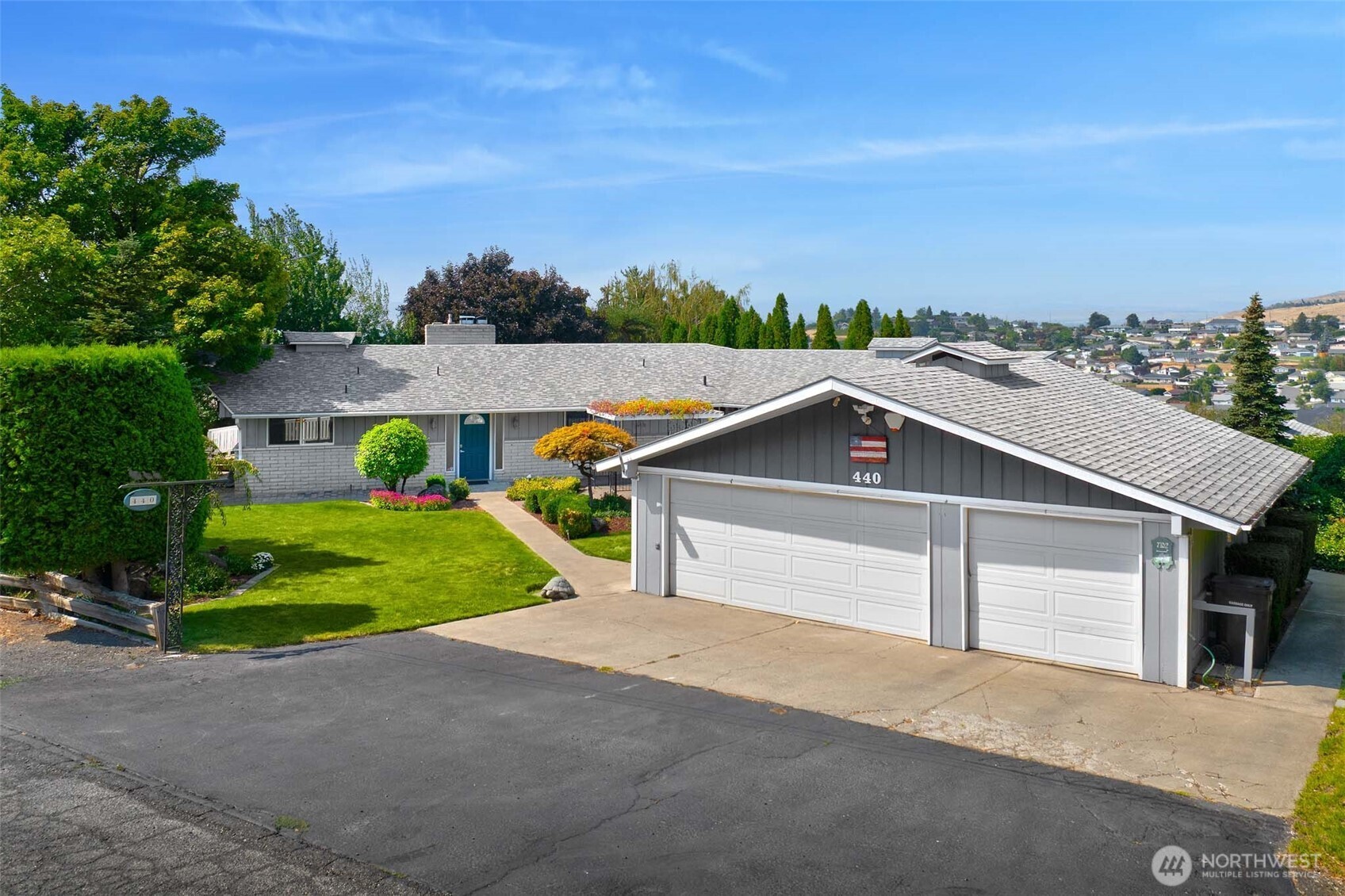 main property photo 0