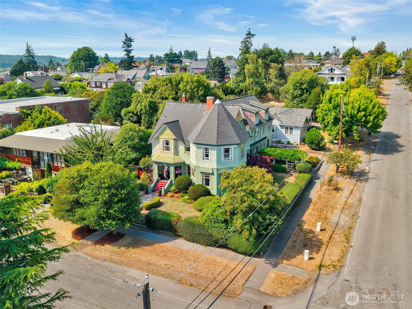 main property photo 38
