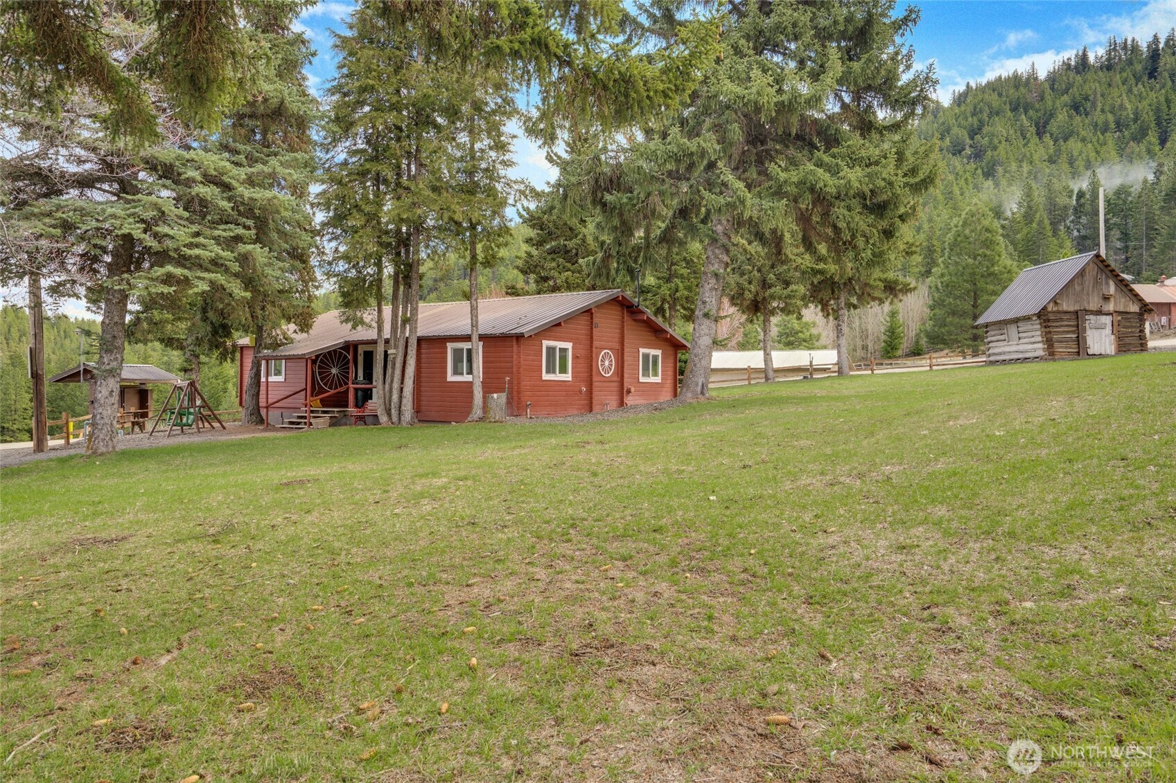 main property photo 38