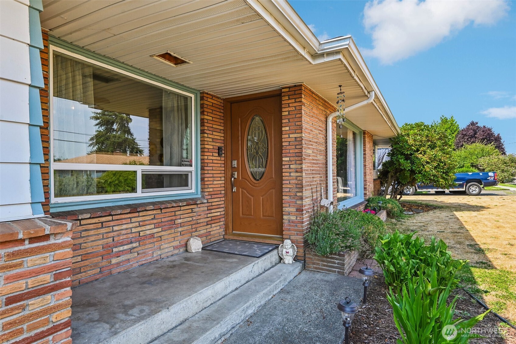 main property photo 5