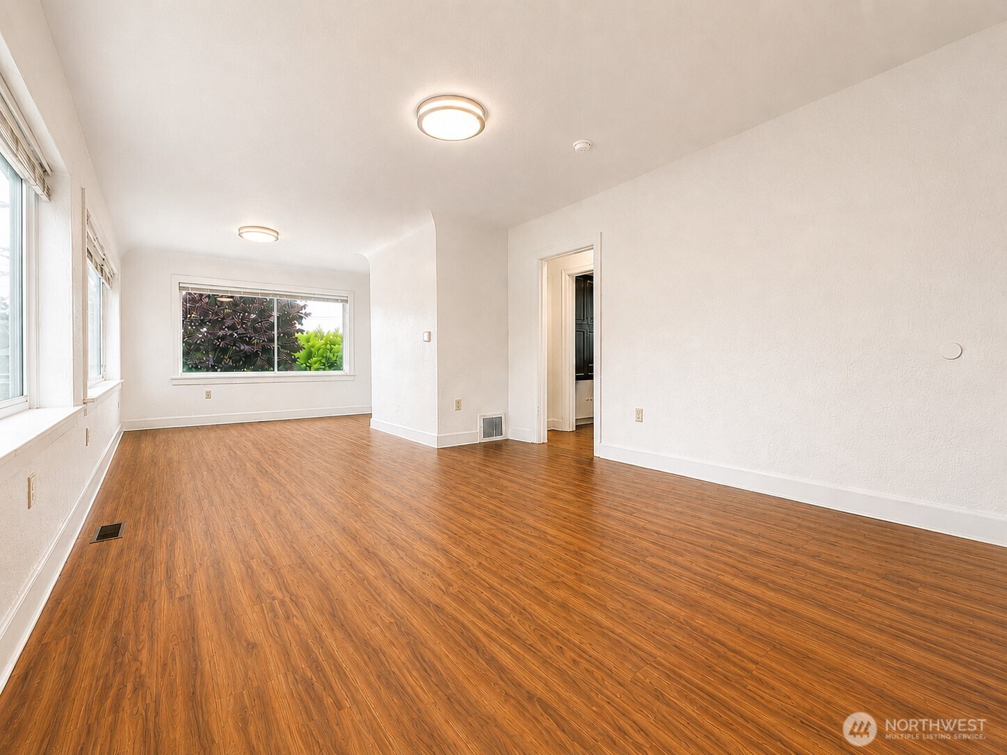 property viewer photo 11