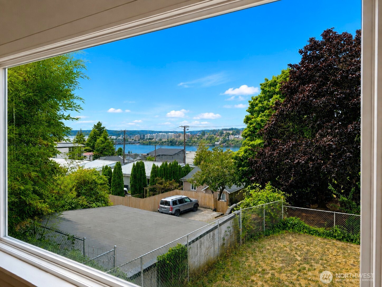 property viewer photo 16