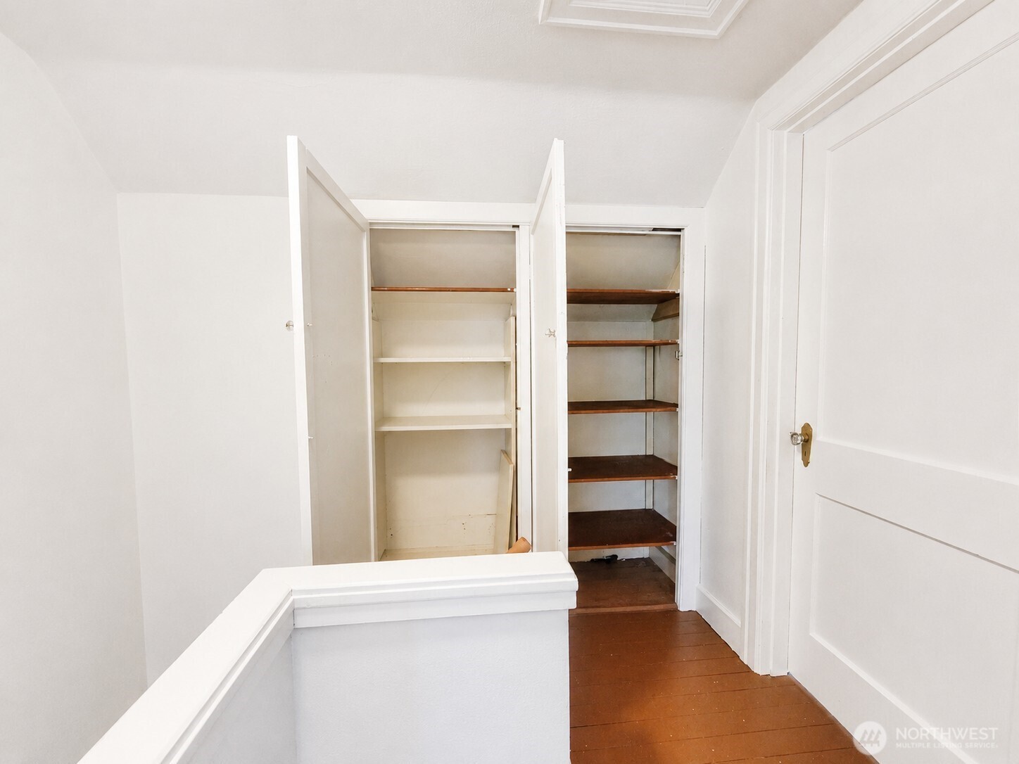property viewer photo 23