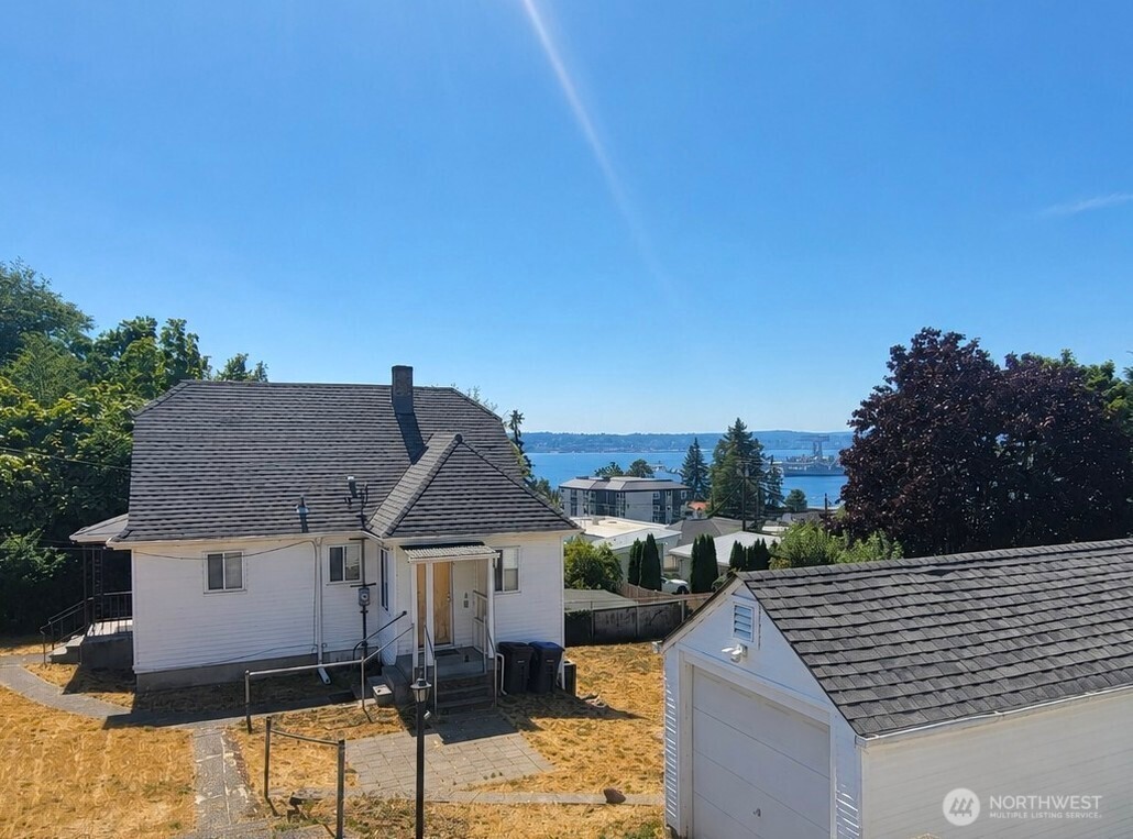 property viewer photo 3