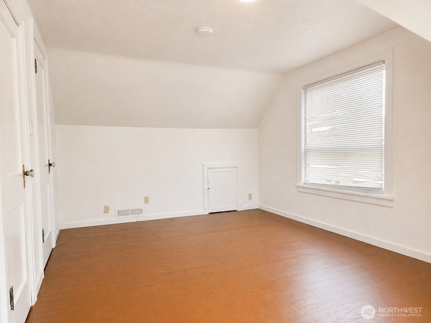 property viewer photo 31