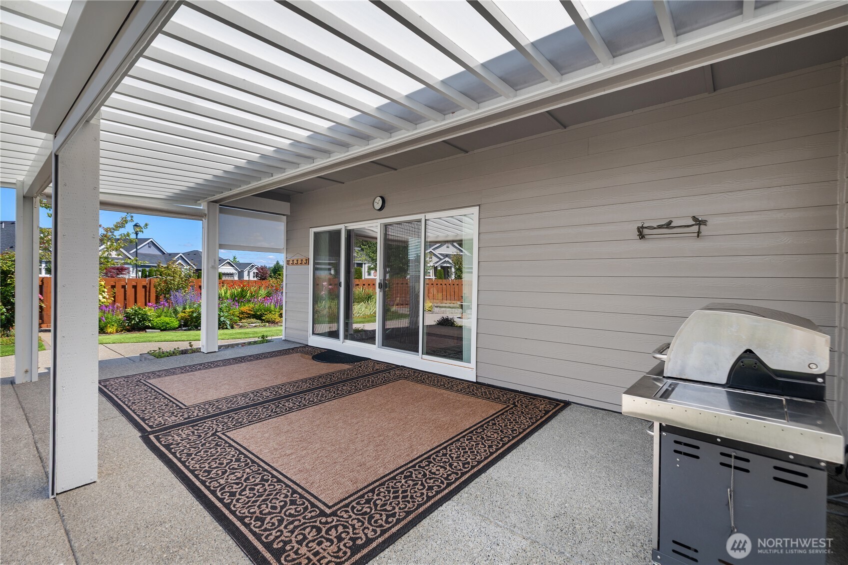 property viewer photo 26