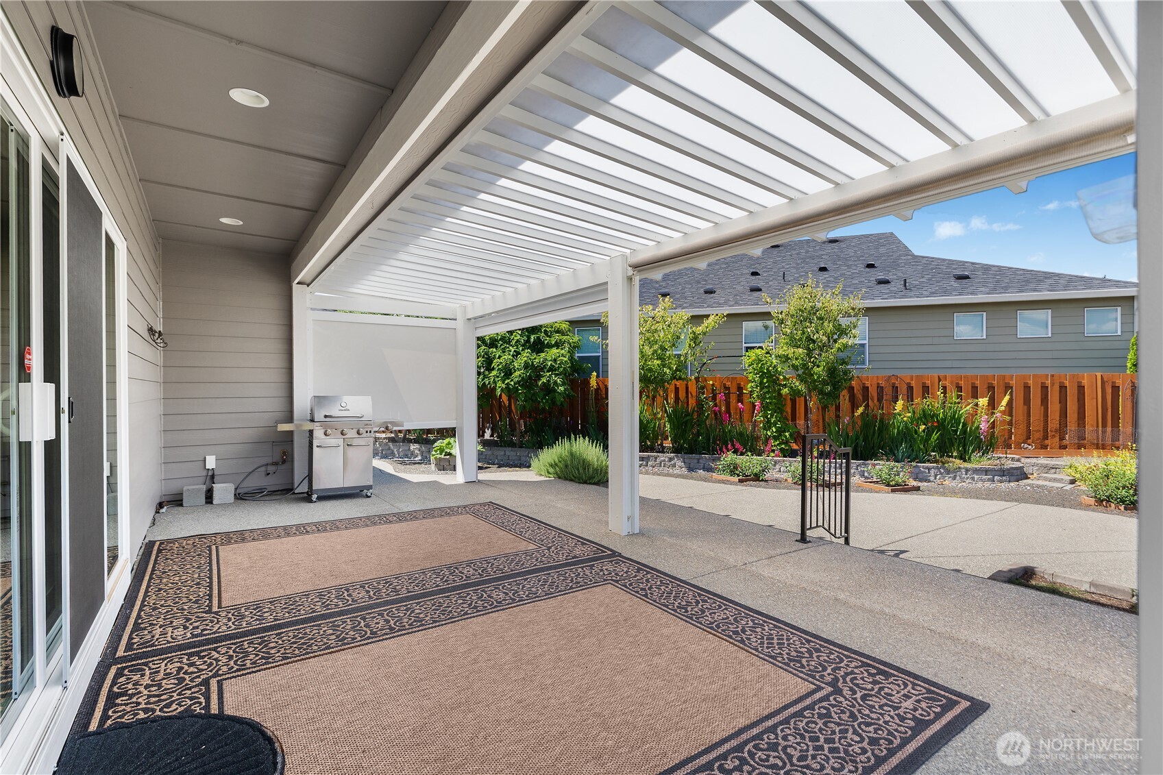 property viewer photo 27