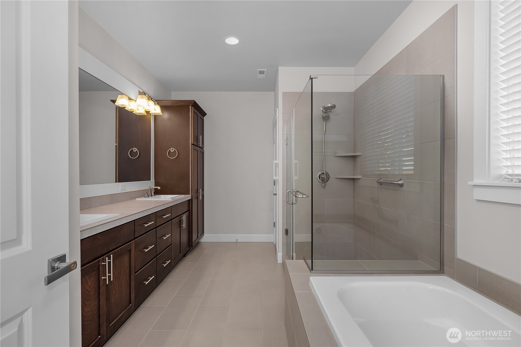 property viewer photo 32