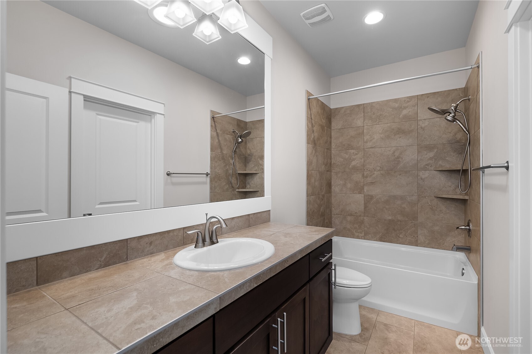 property viewer photo 38