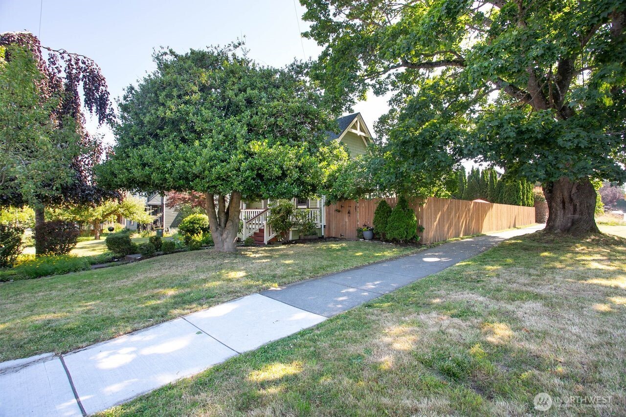 property viewer photo 19
