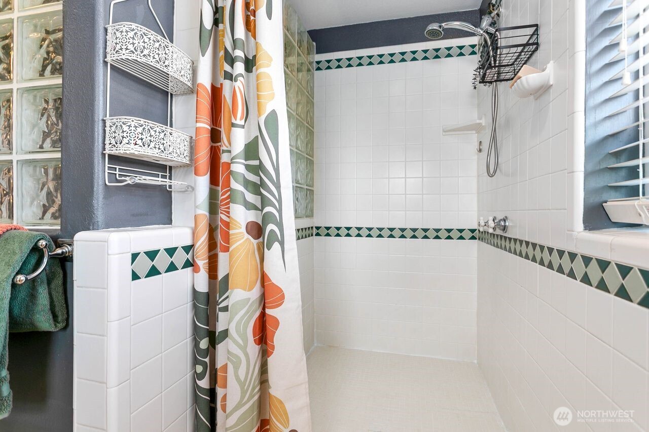 property viewer photo 28