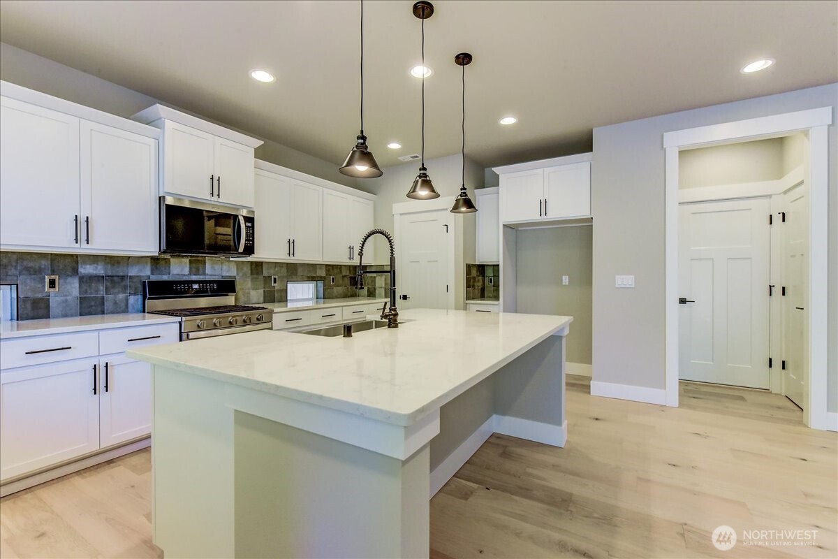 property viewer photo 11