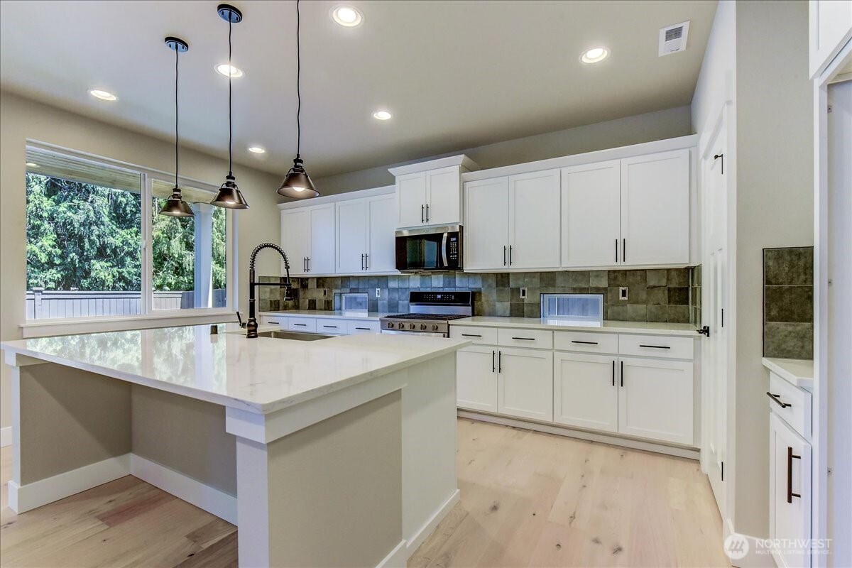 property viewer photo 12