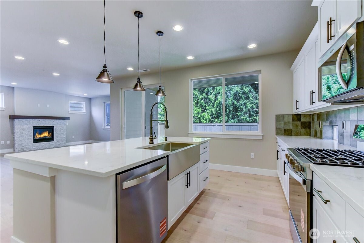 property viewer photo 13