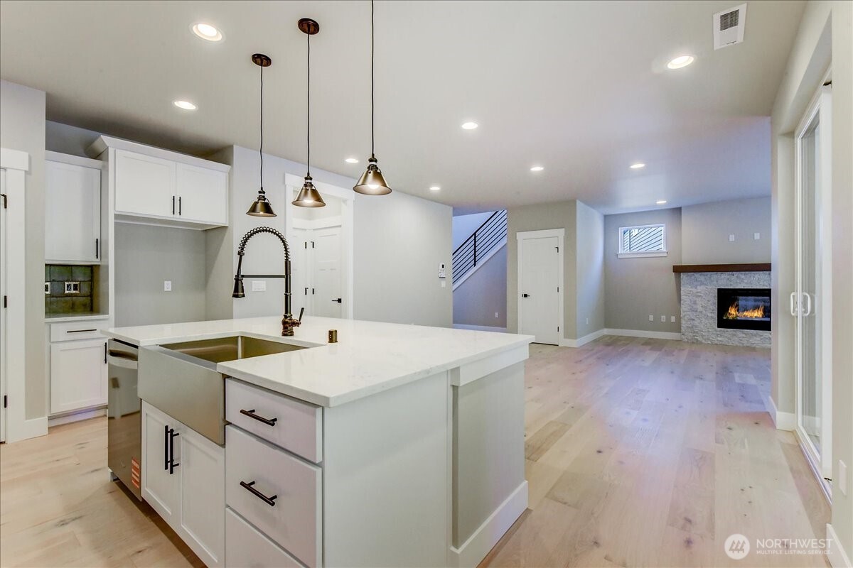 property viewer photo 14