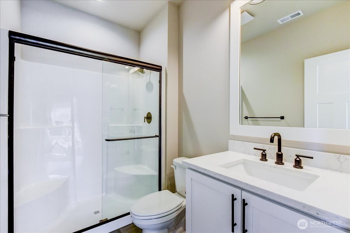 property viewer photo 16