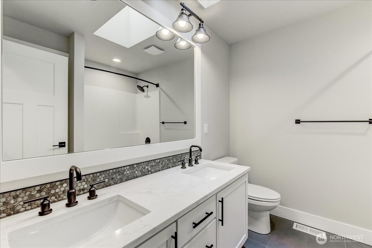 property viewer photo 24