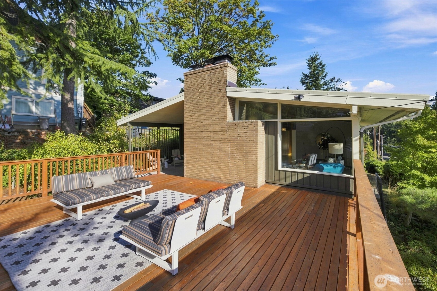 property viewer photo 17