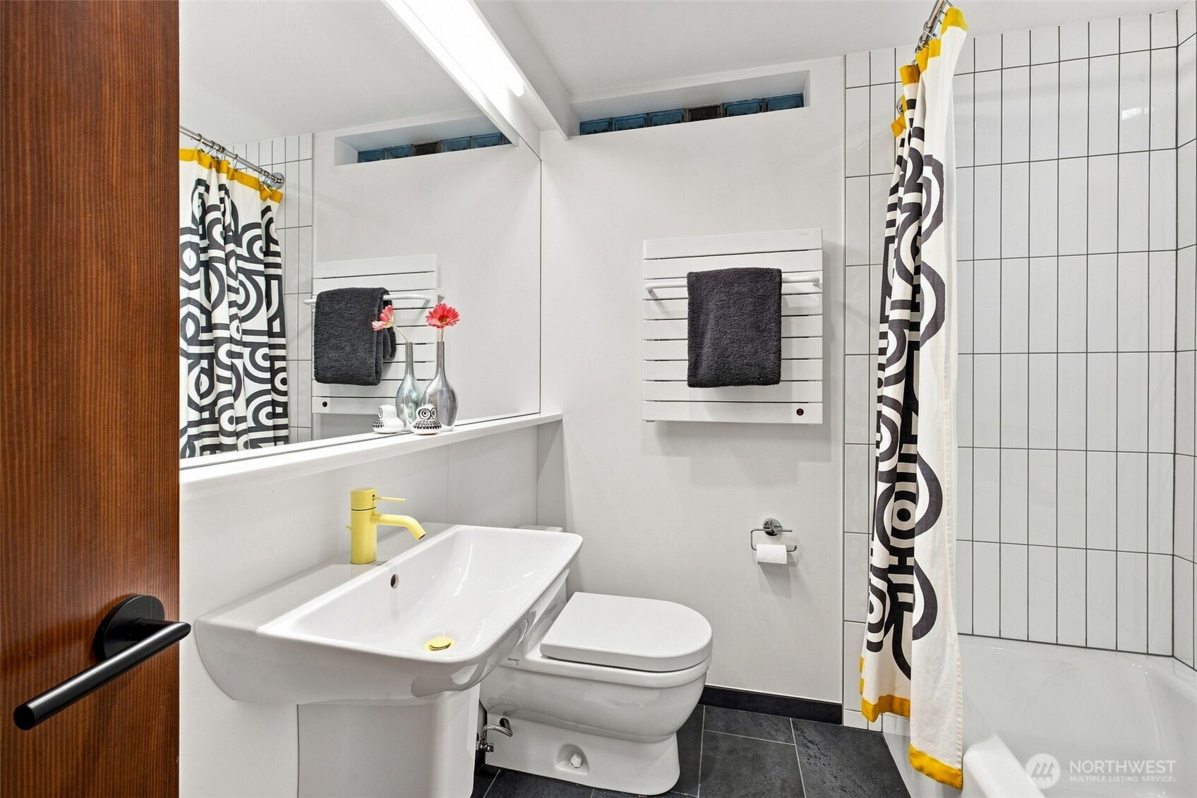 property viewer photo 26