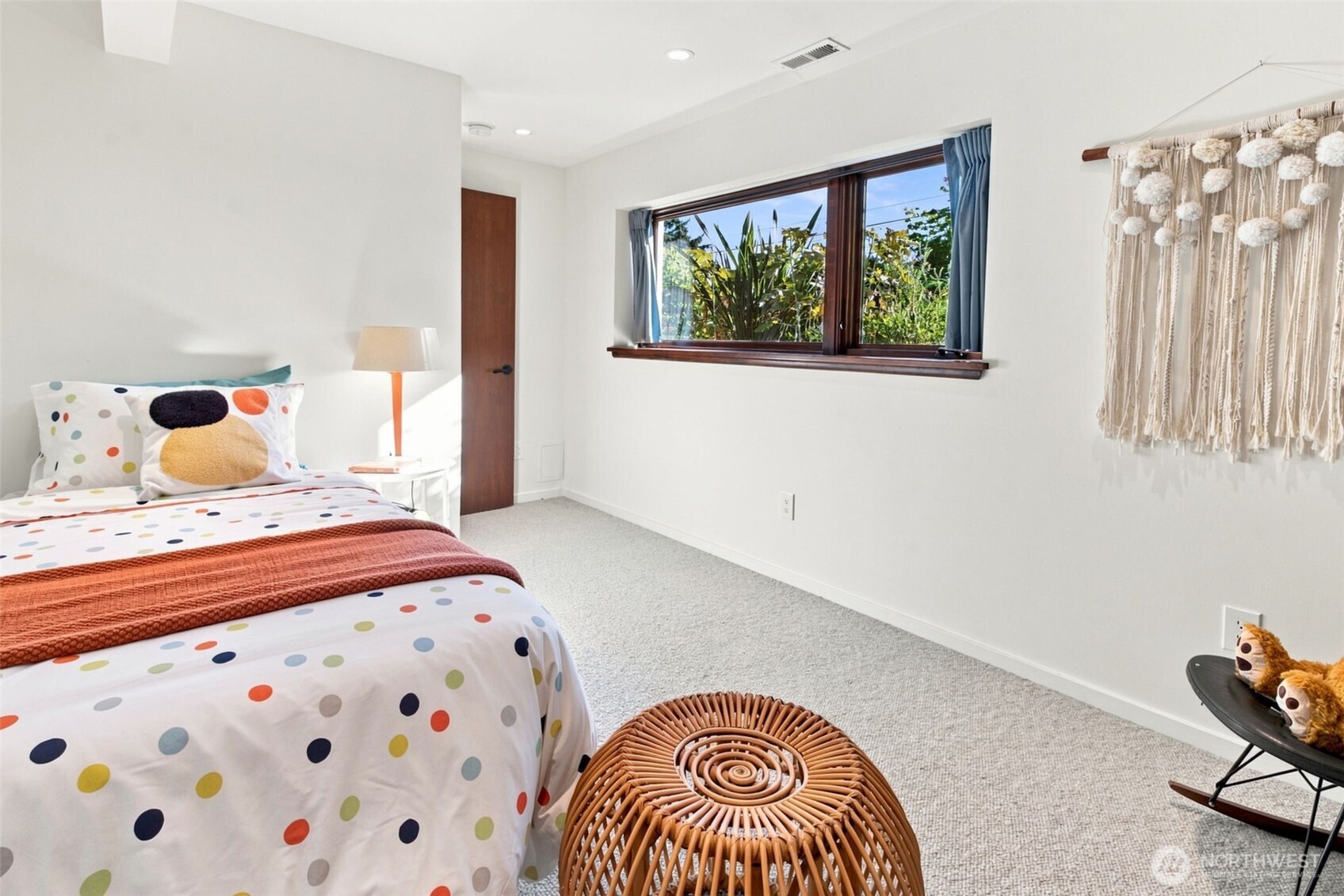 property viewer photo 27