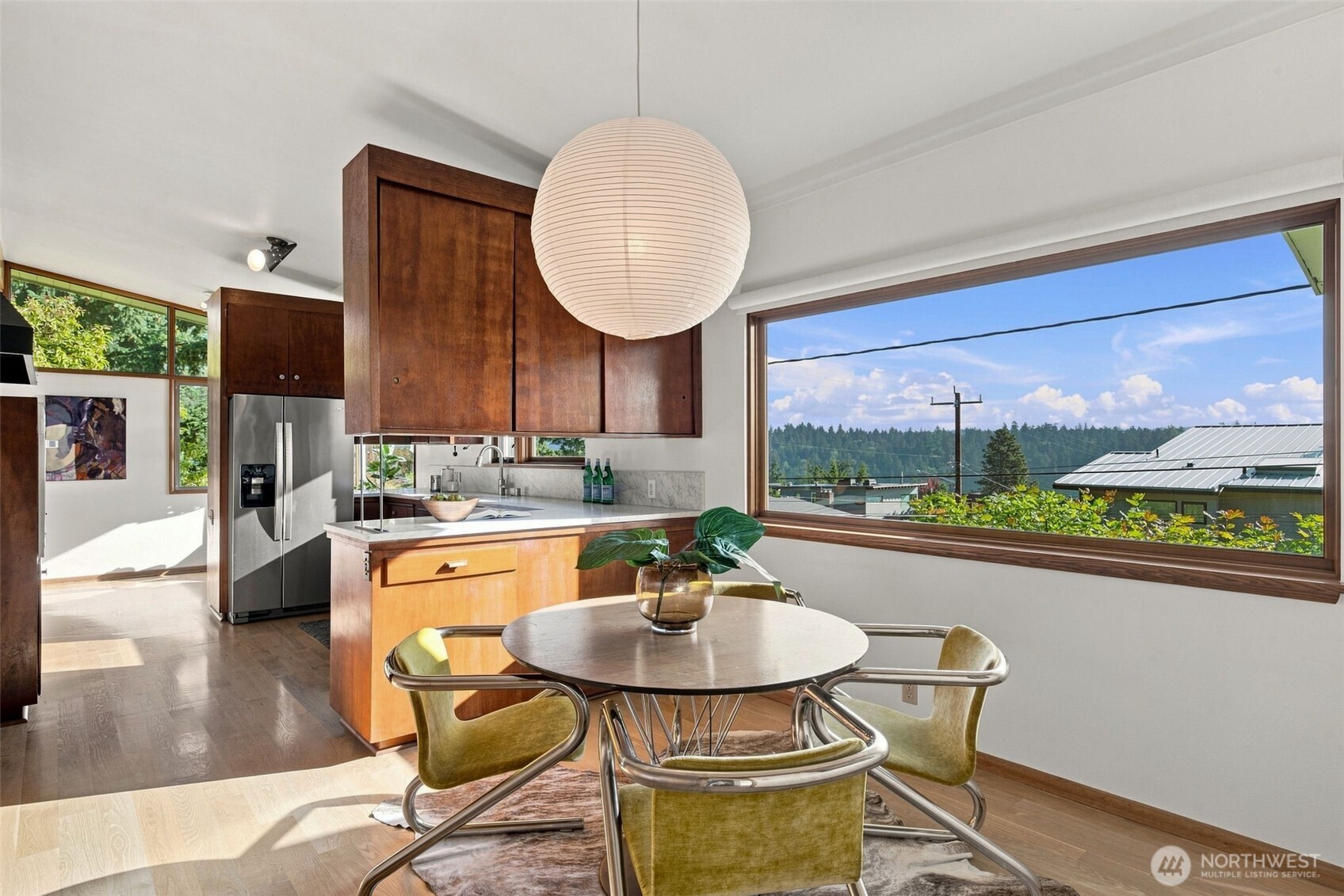 property viewer photo 5