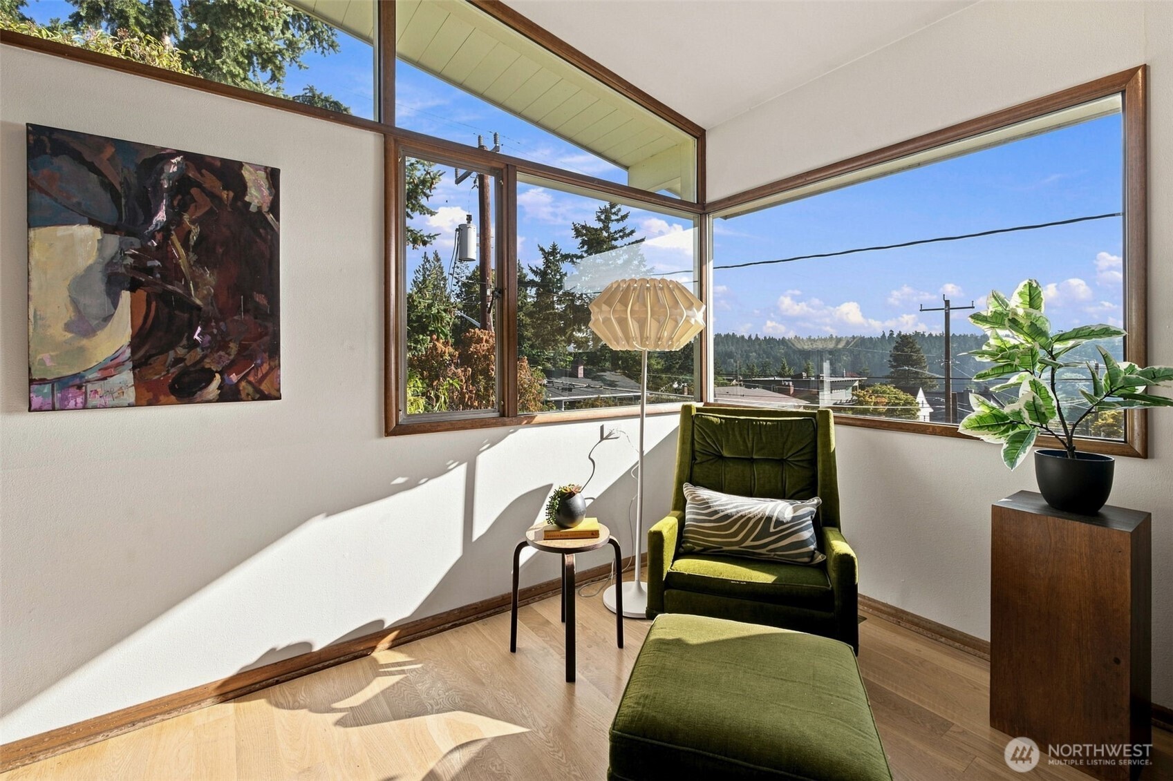 property viewer photo 8