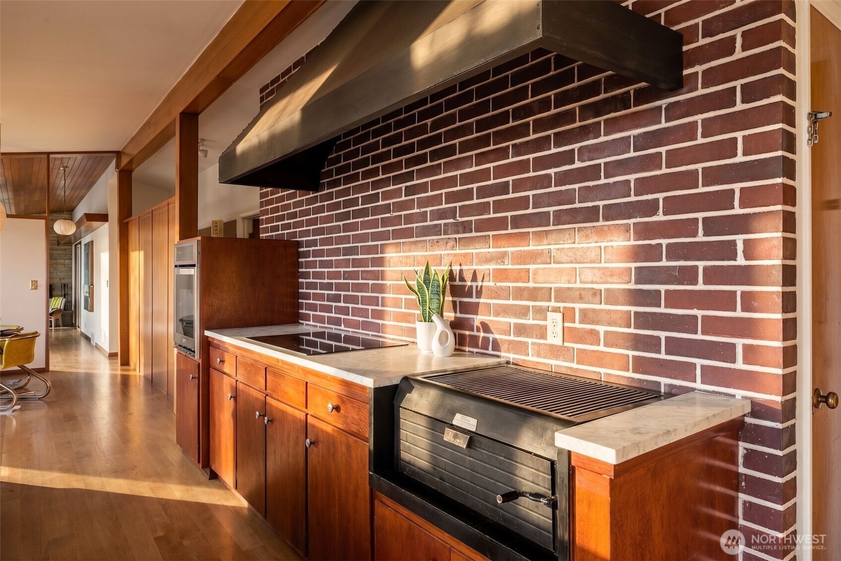 property viewer photo 9