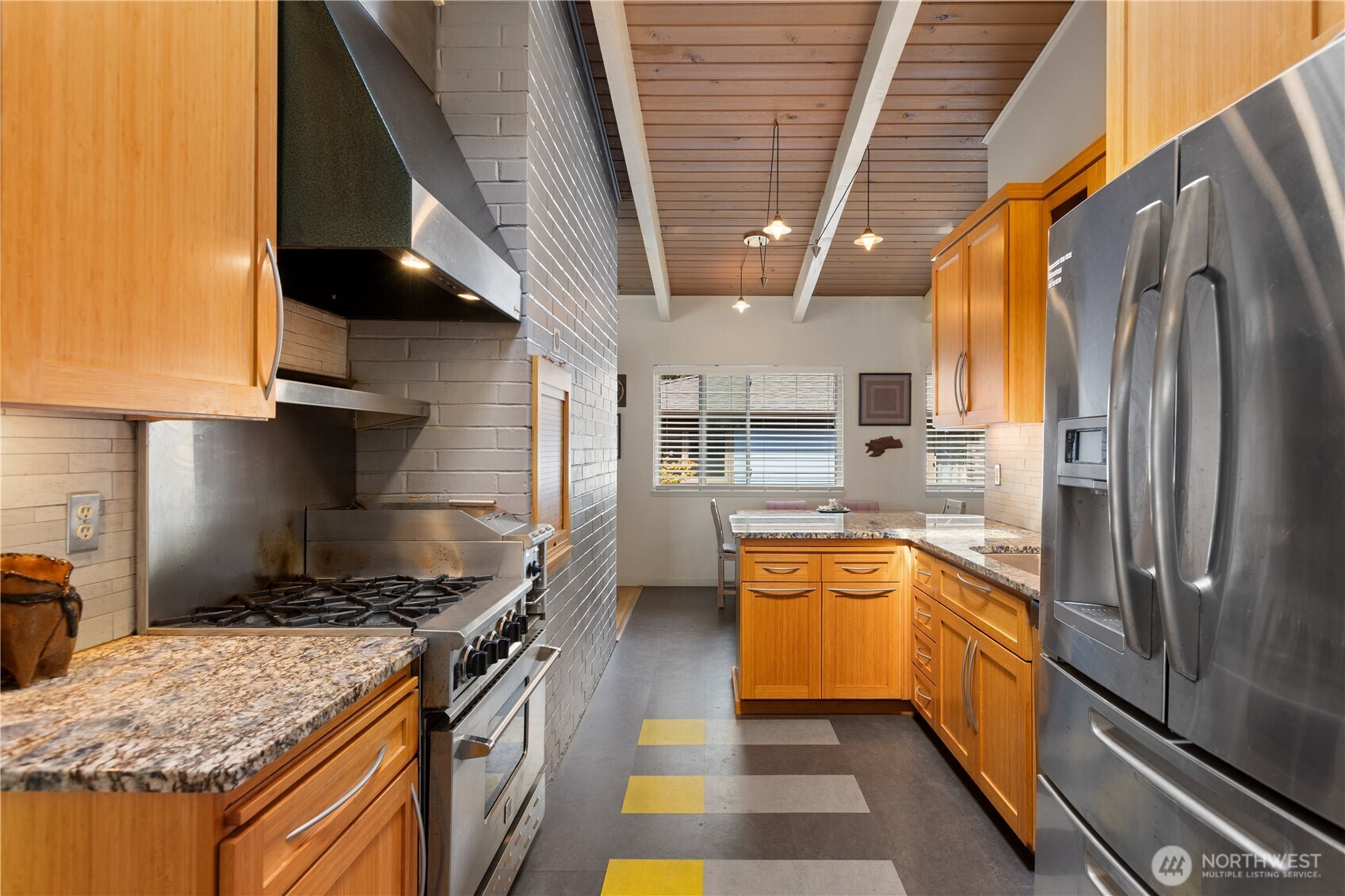 property viewer photo 11