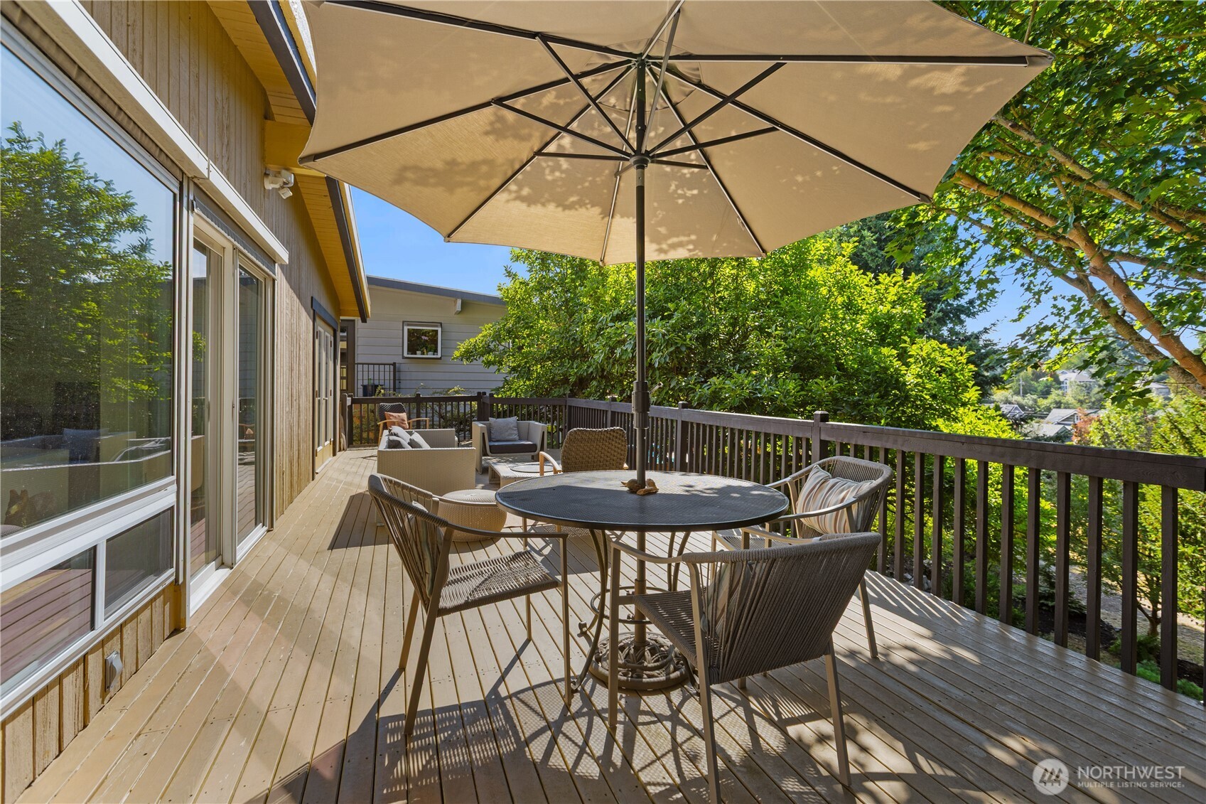 property viewer photo 20