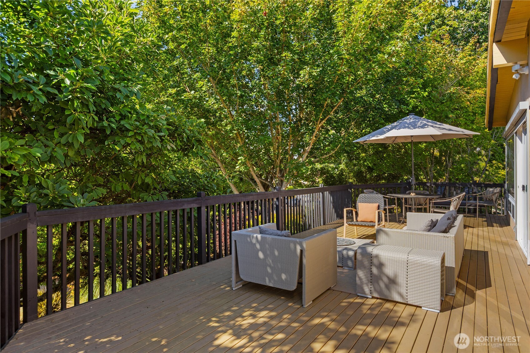 property viewer photo 21
