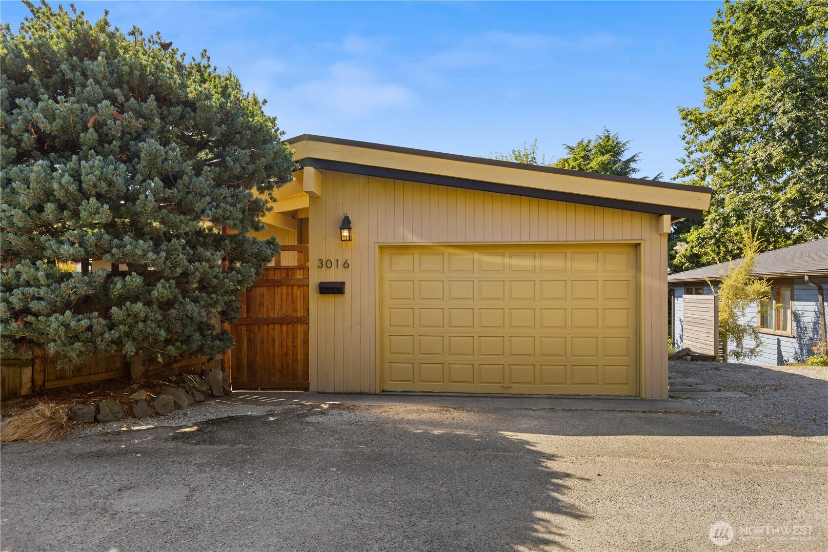 property viewer photo 38