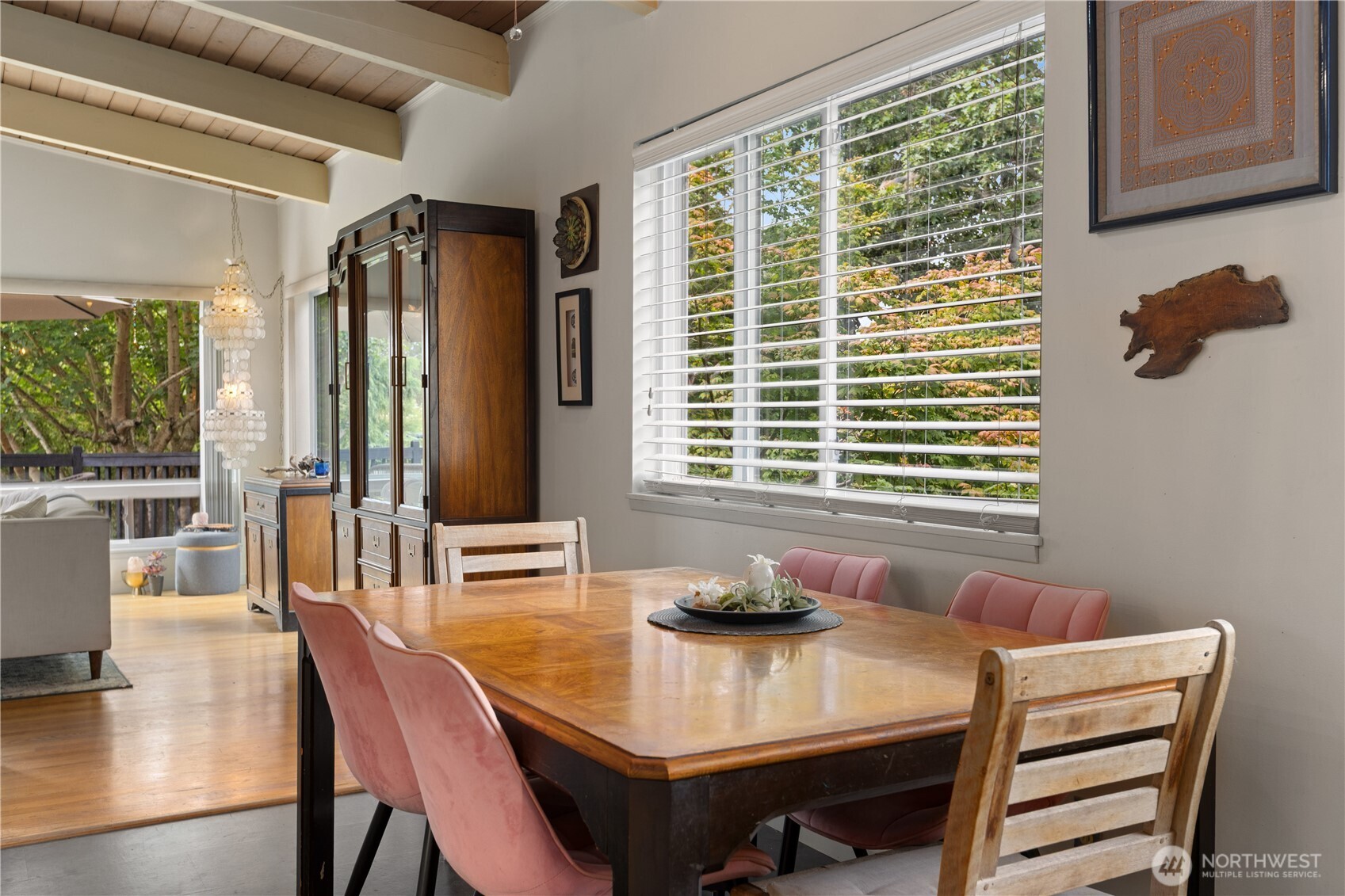 property viewer photo 8