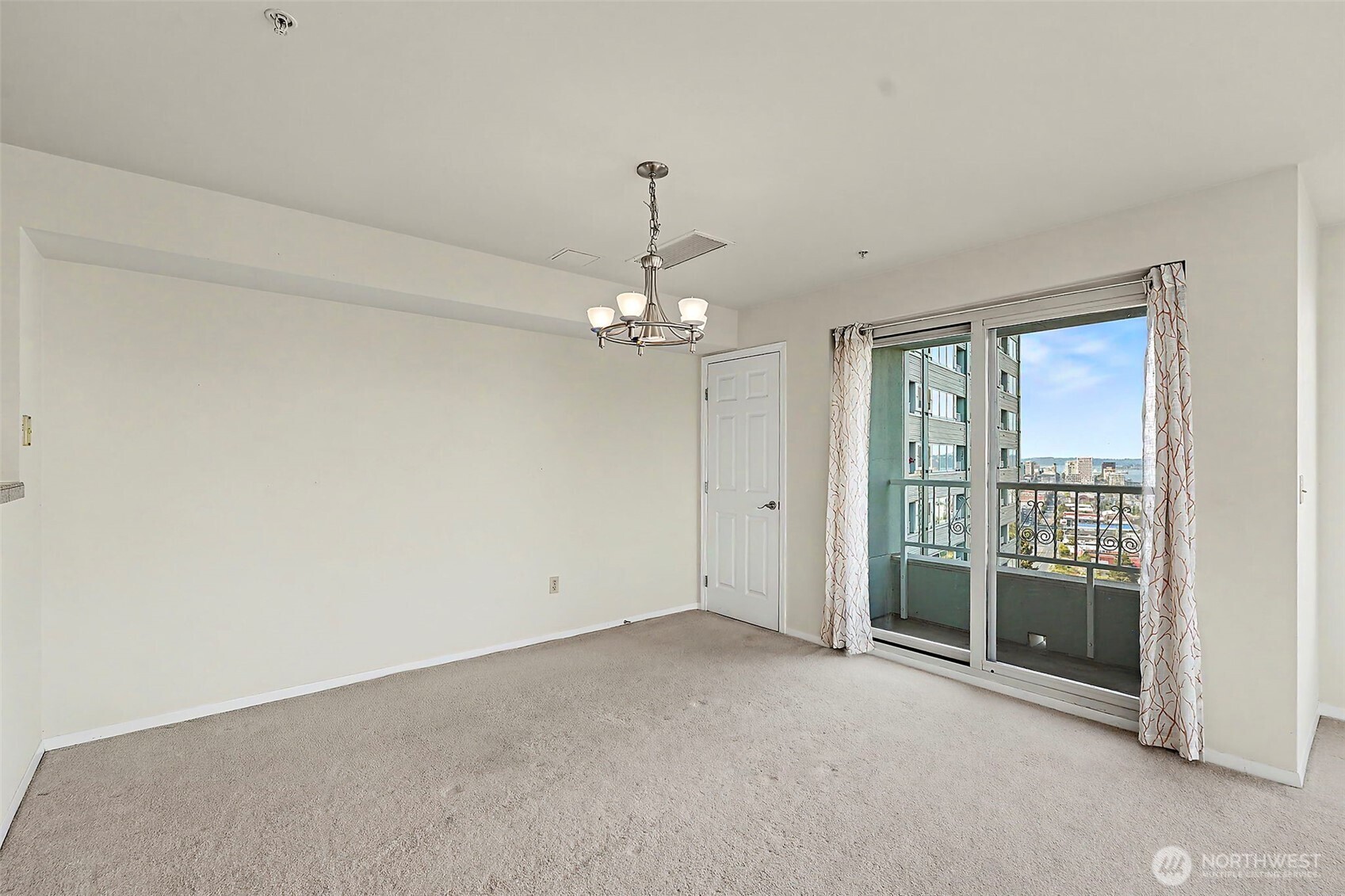 property viewer photo 13