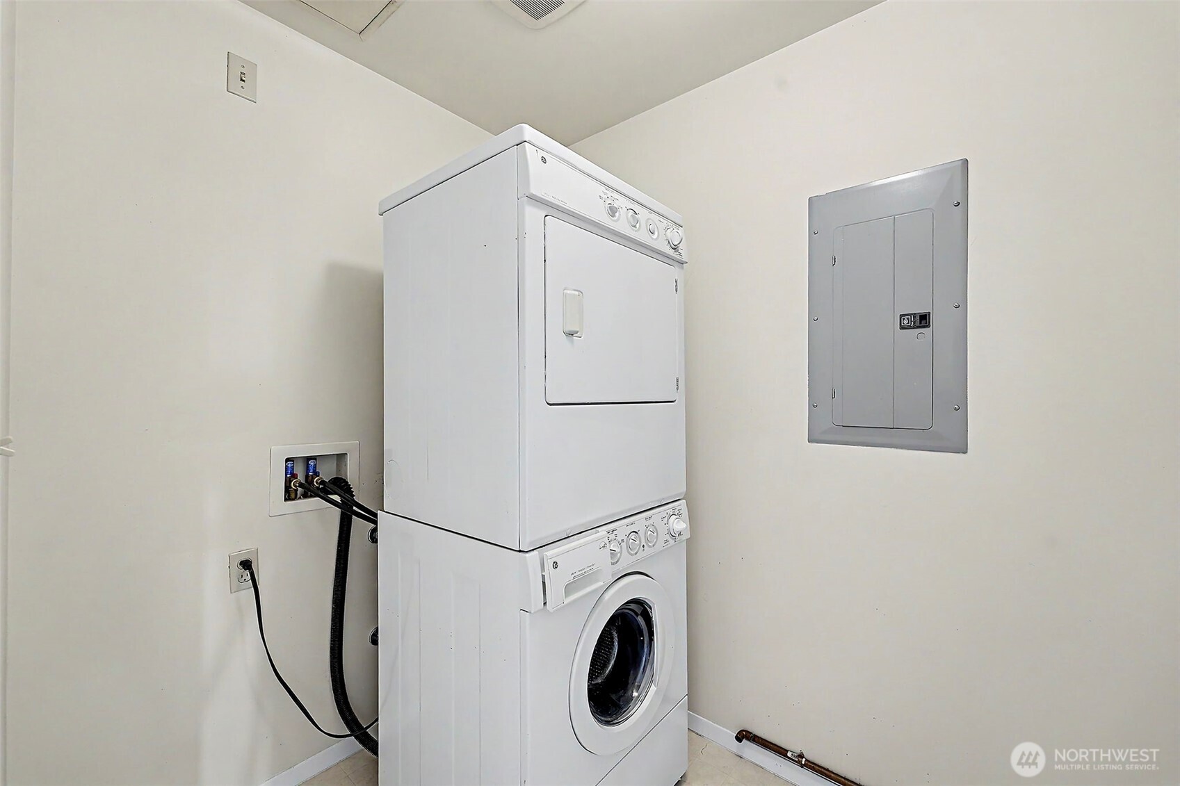 property viewer photo 22