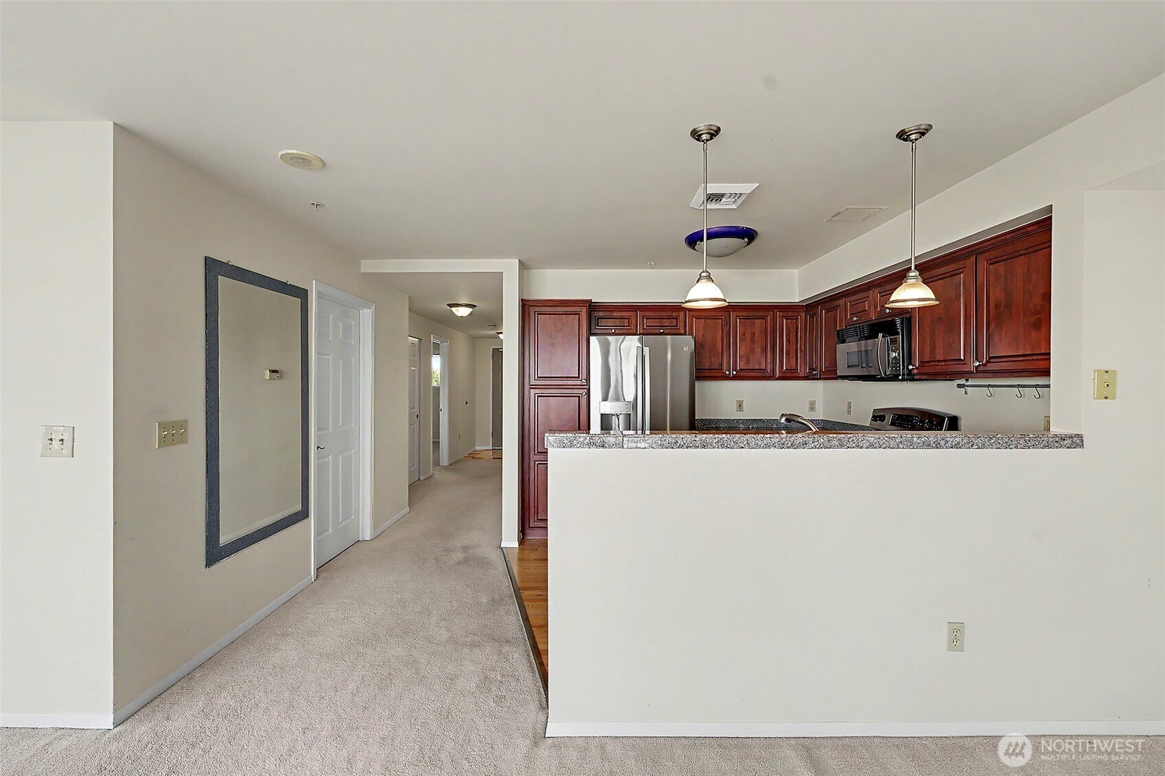 property viewer photo 7