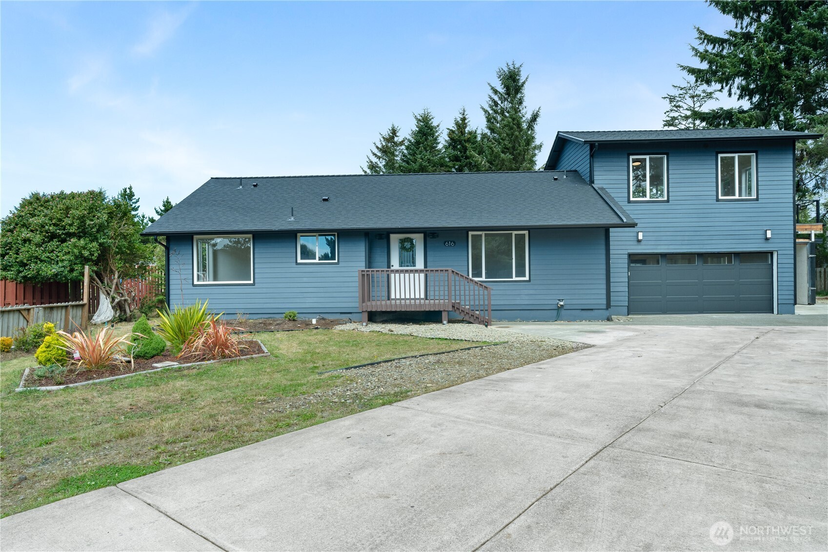 main property photo 0