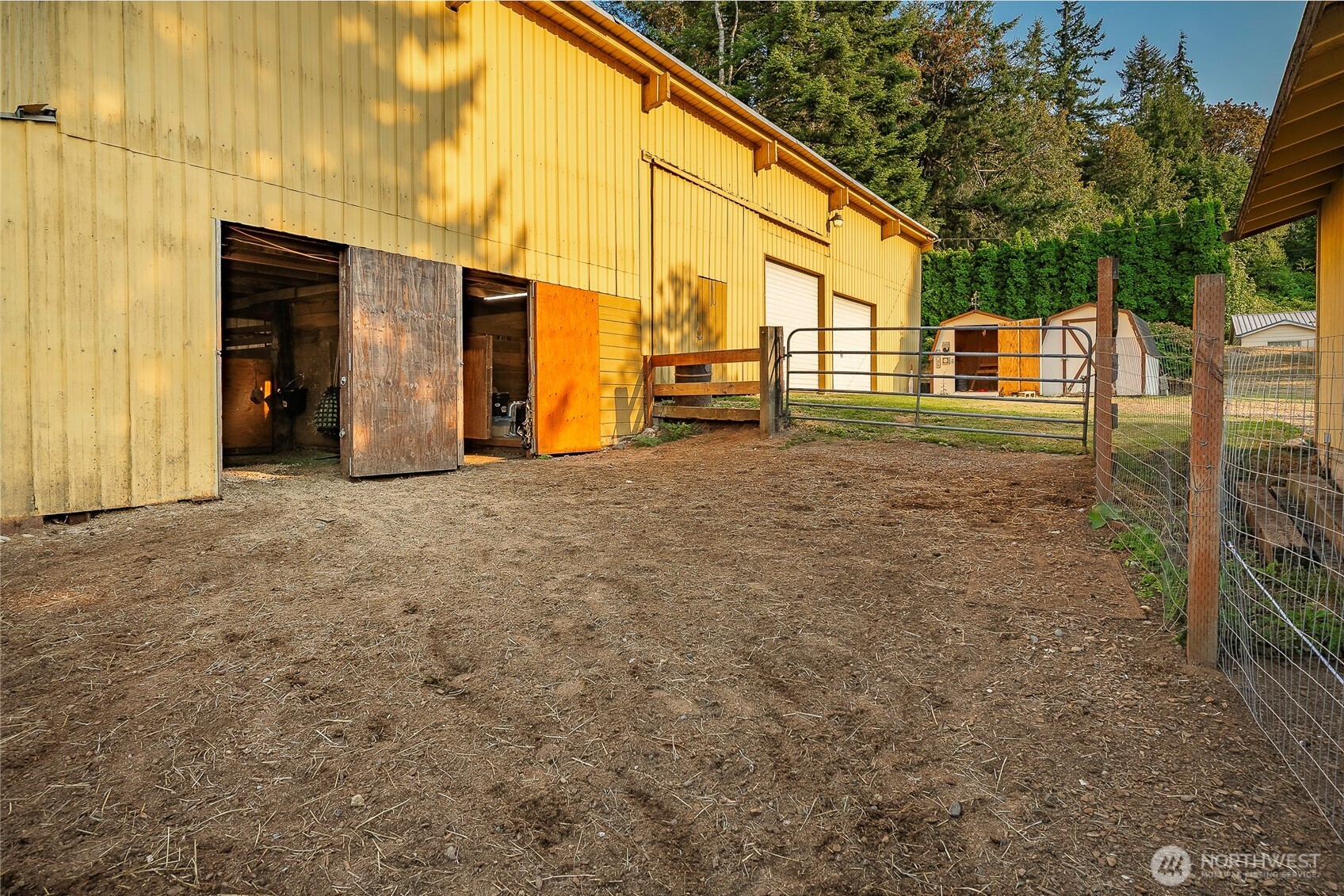 main property photo 22