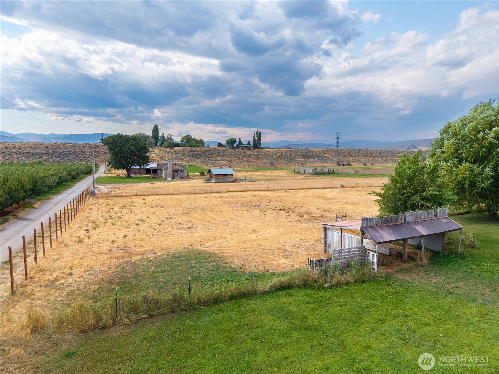 main property photo 28