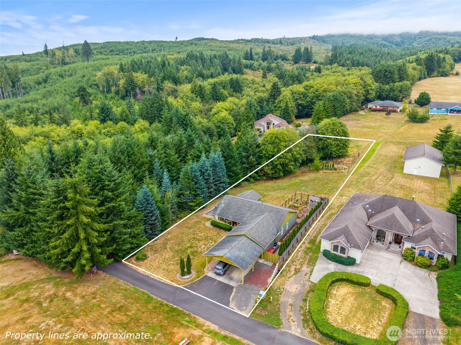 main property photo 36