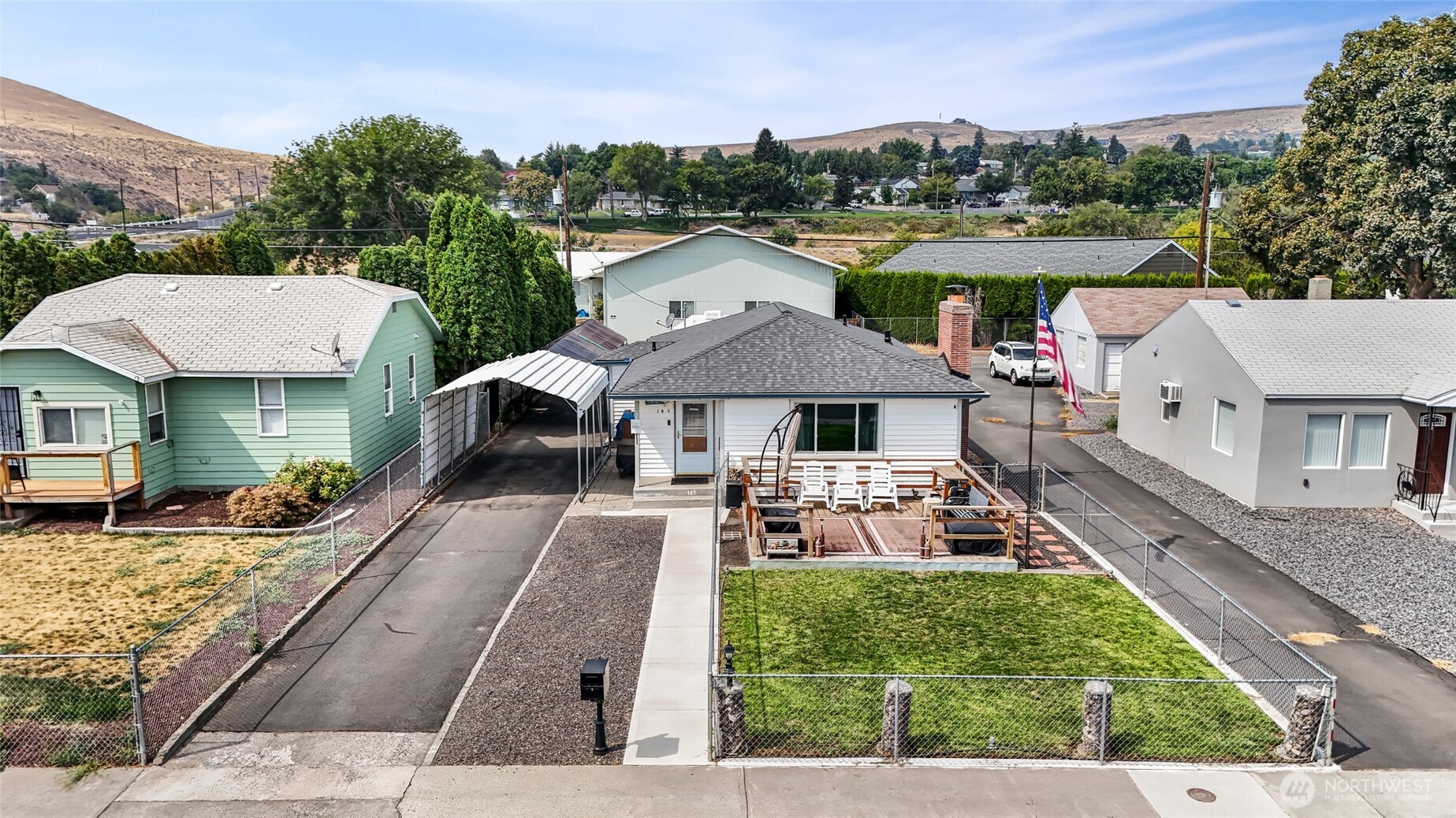 main property photo 0