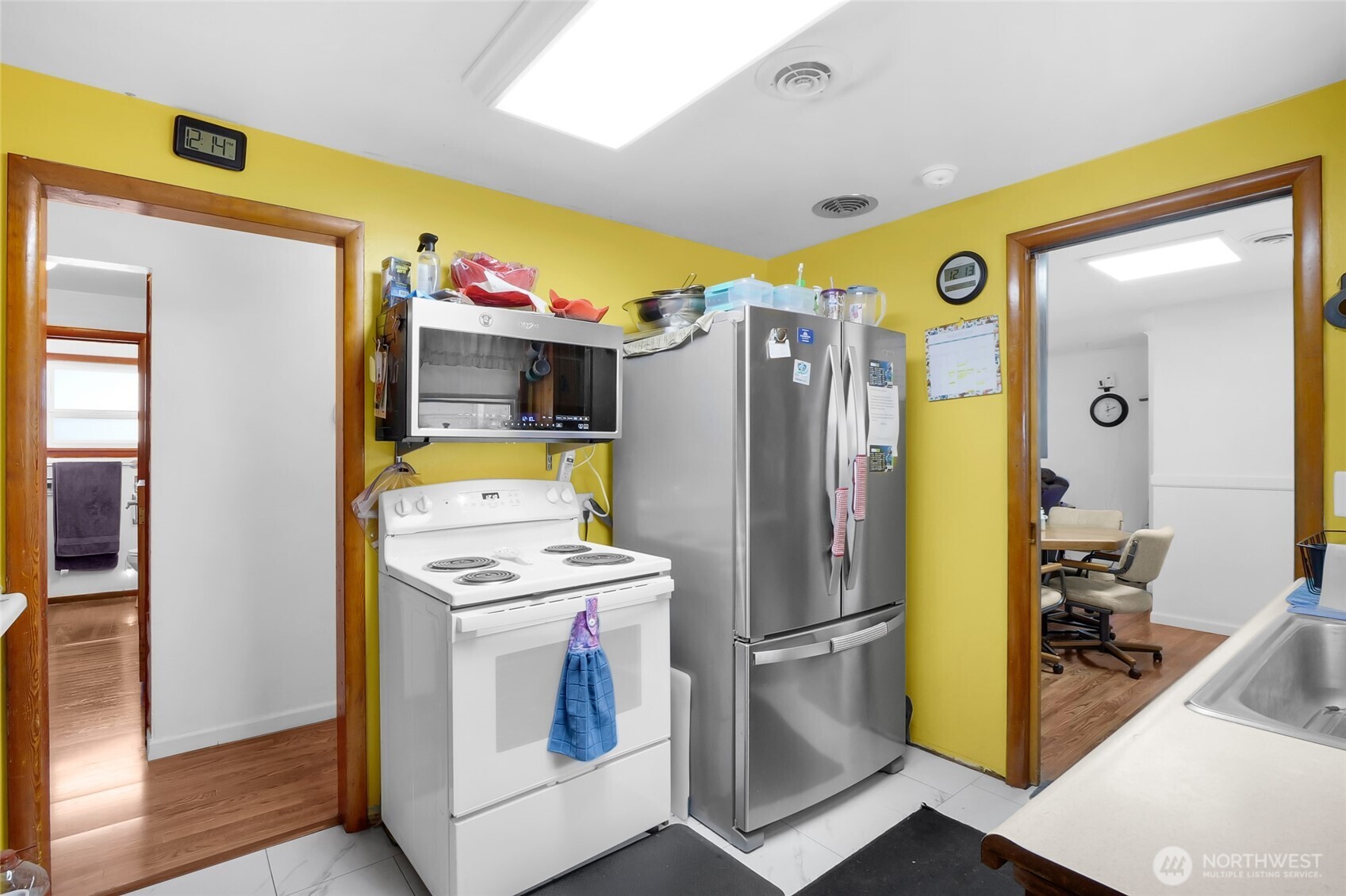main property photo 16