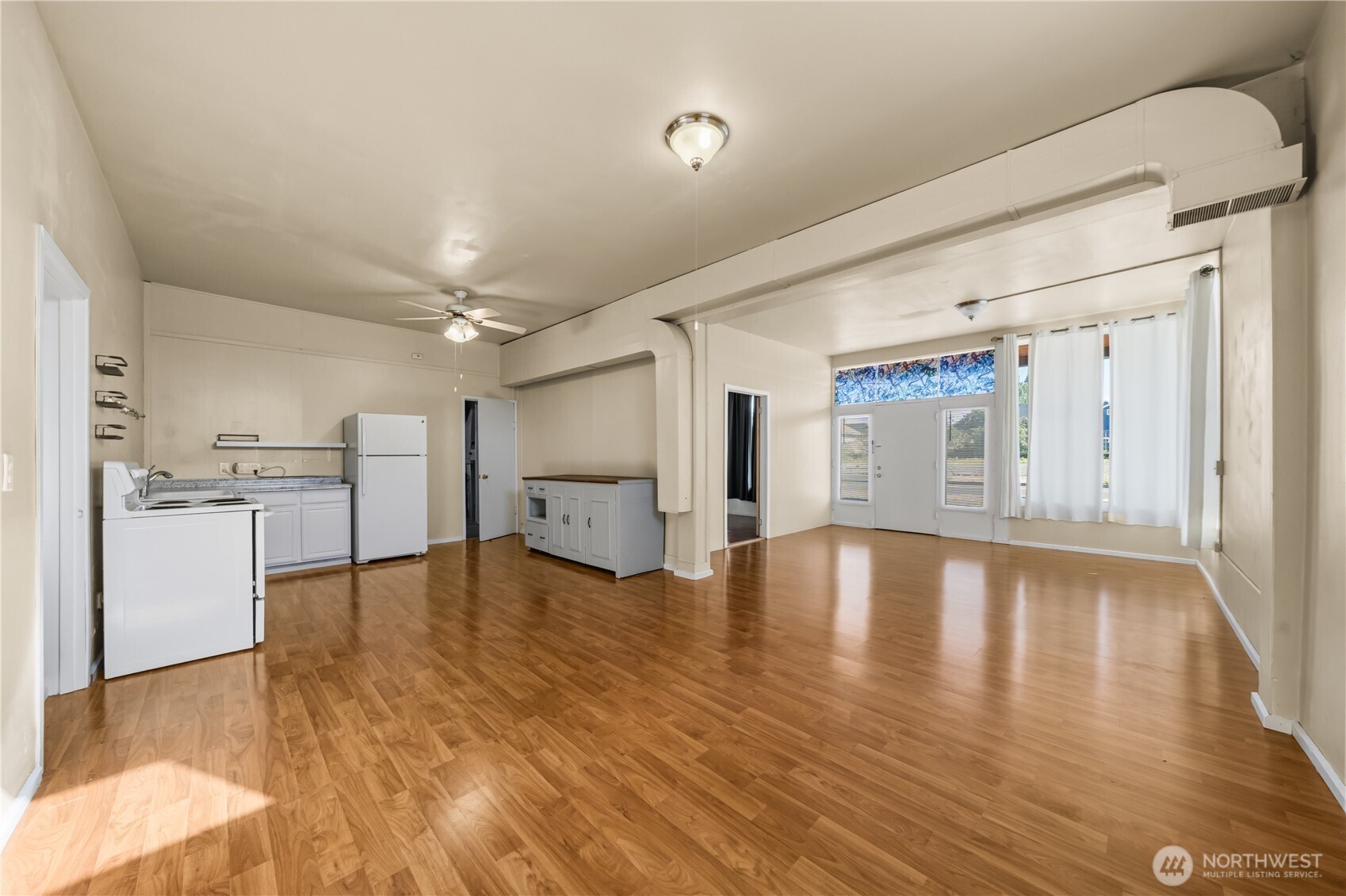 property viewer photo 13