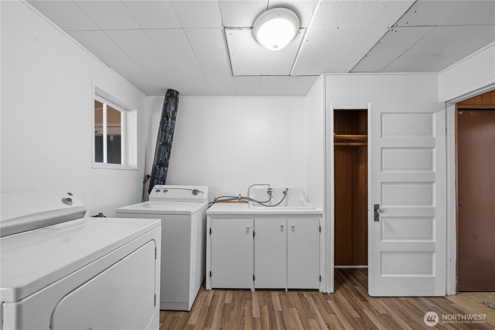 property viewer photo 29