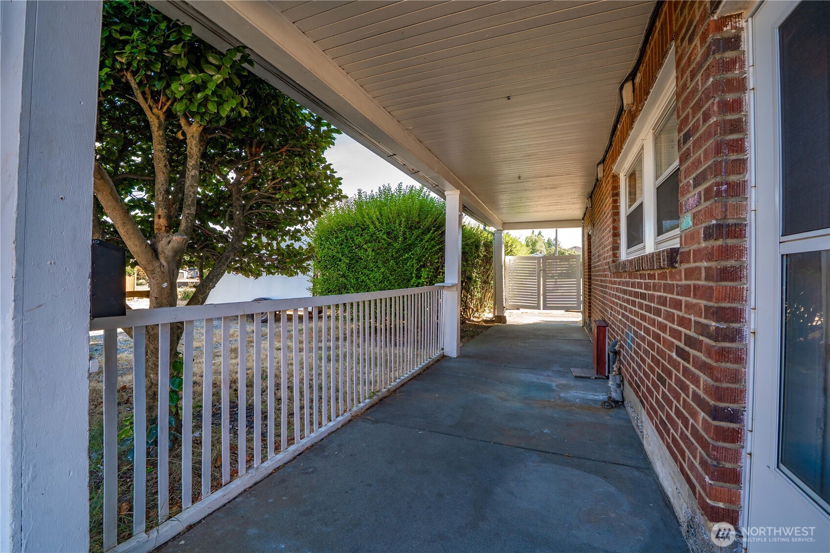 property viewer photo 30