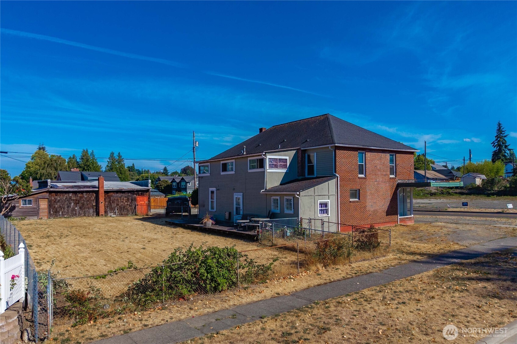 property viewer photo 32