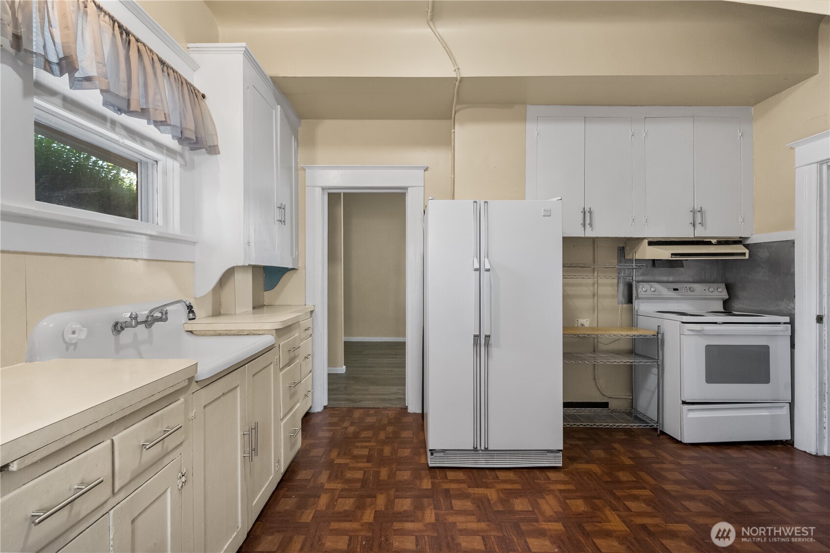 property viewer photo 5