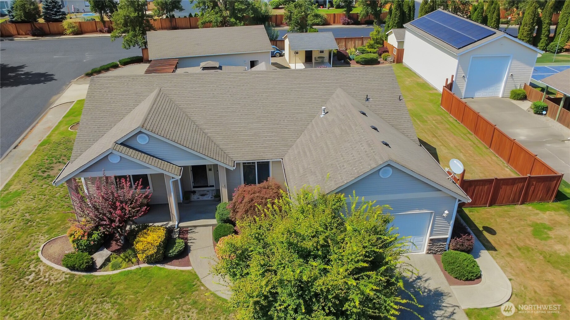 main property photo 0