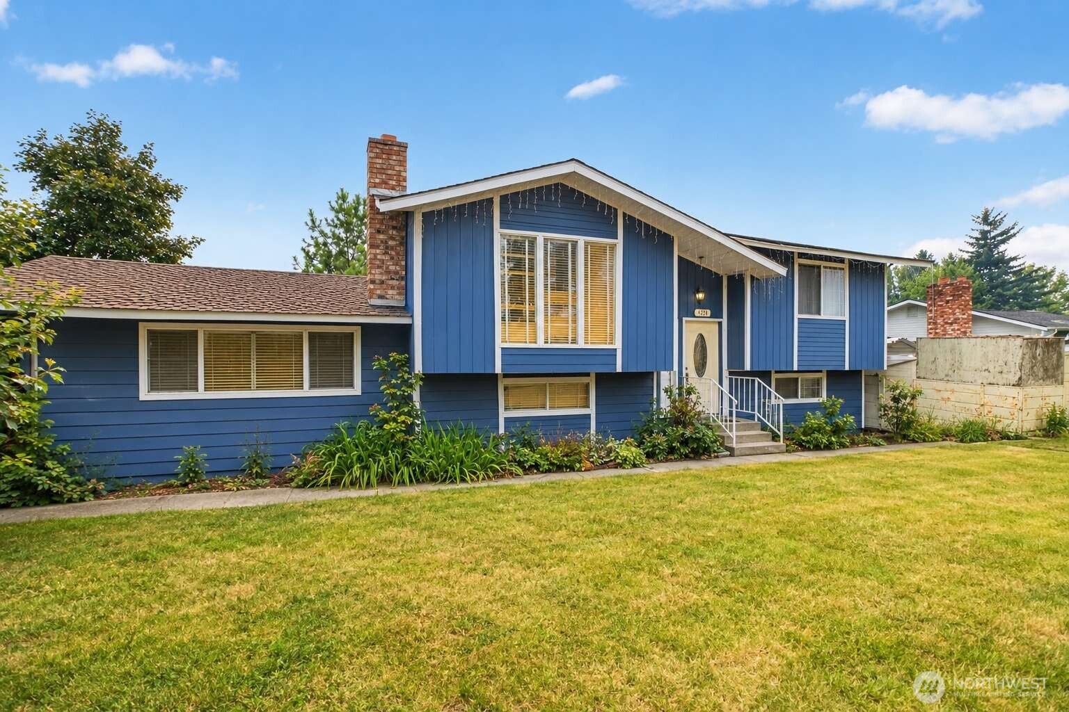 main property photo 0