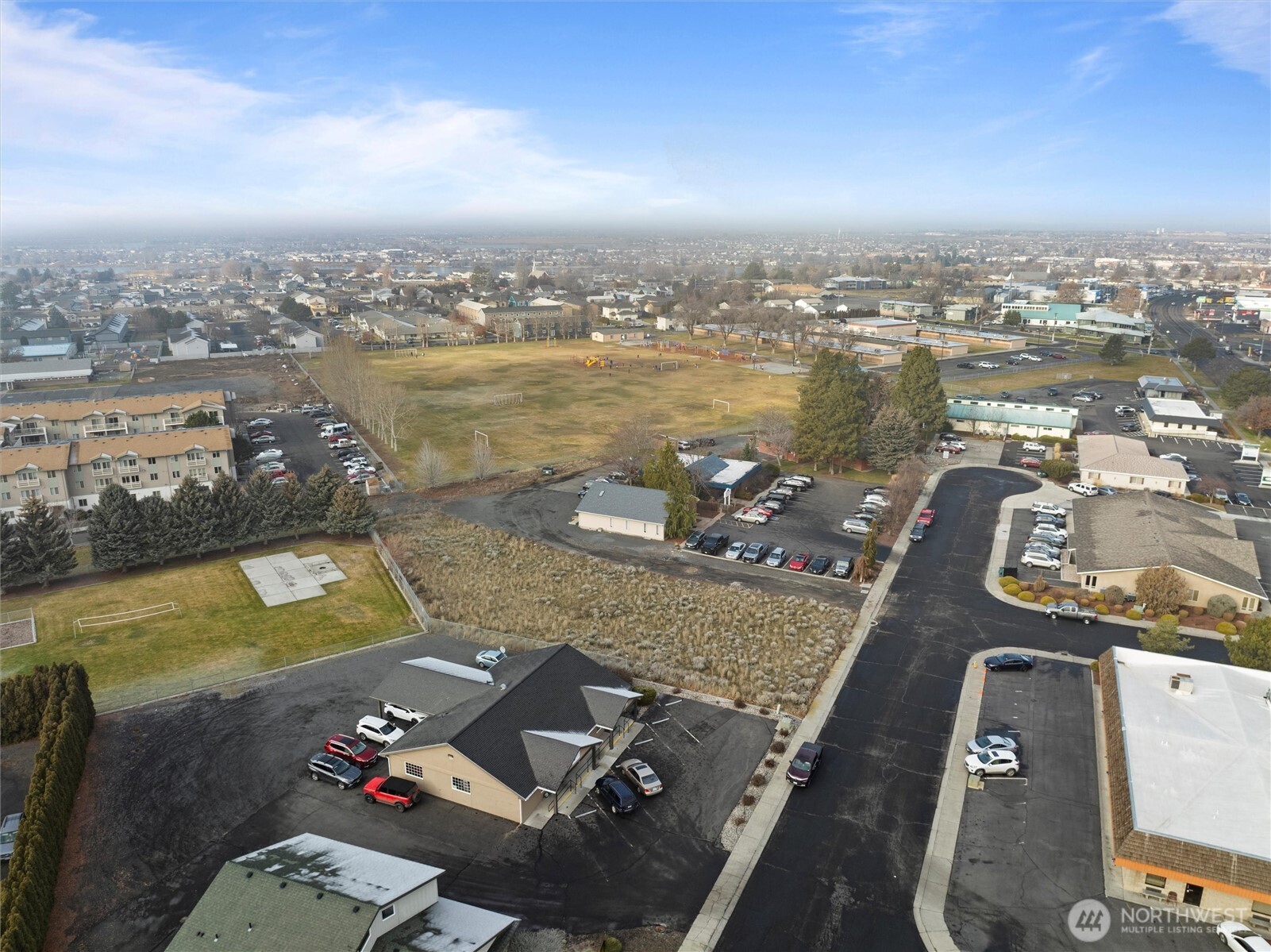 main property photo 2