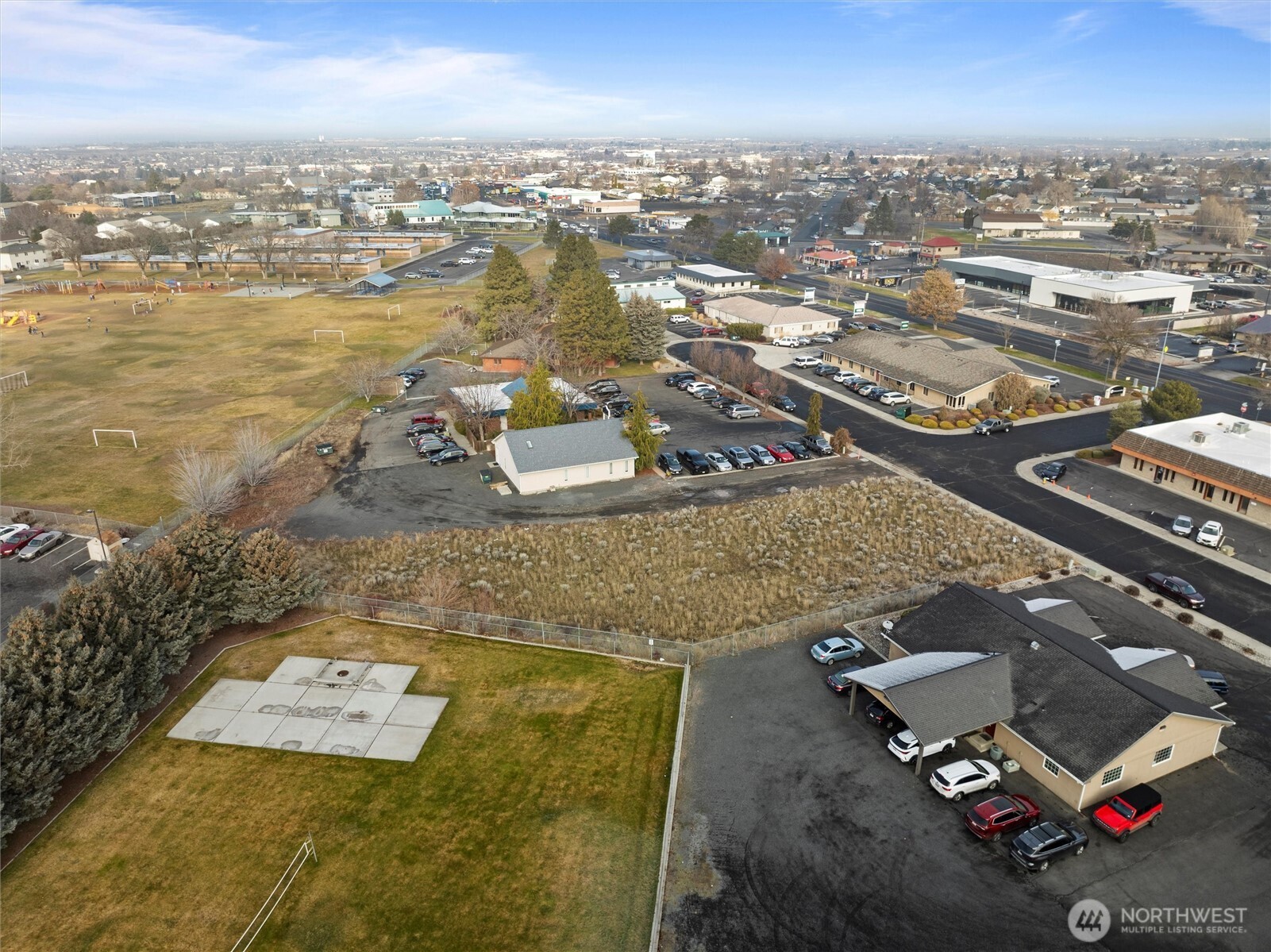 main property photo 3